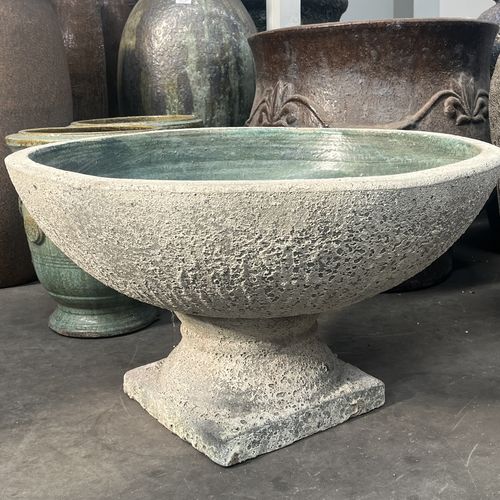 Pond Bowl w/Stand