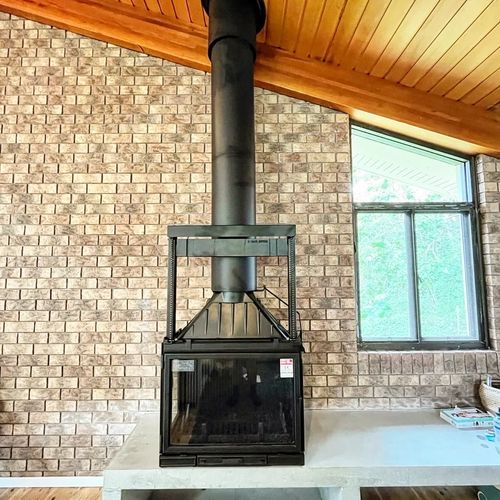 Seguin Multivision 8000 3V Cast Iron Cheminee Fireplace