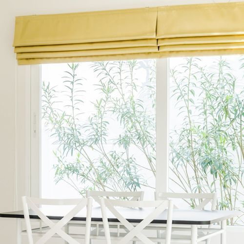Supreme Blackout Roman Blinds