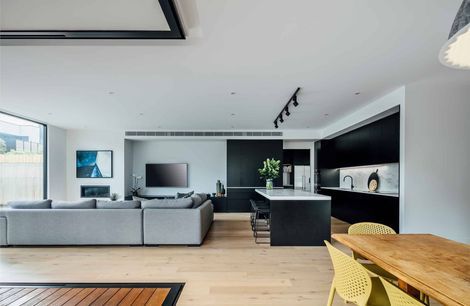 Evan Kamvissis Architecture