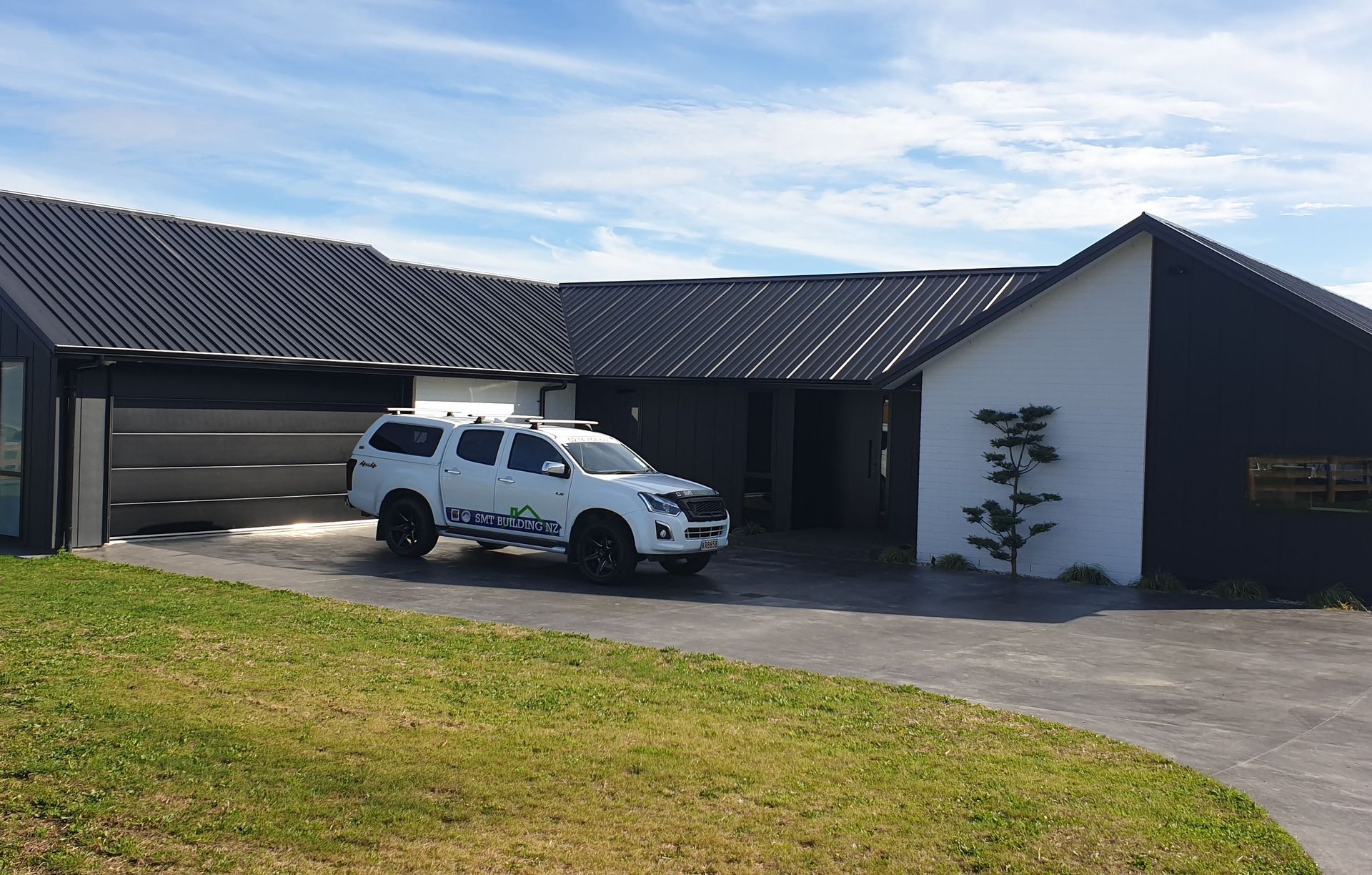 SMT Building NZ