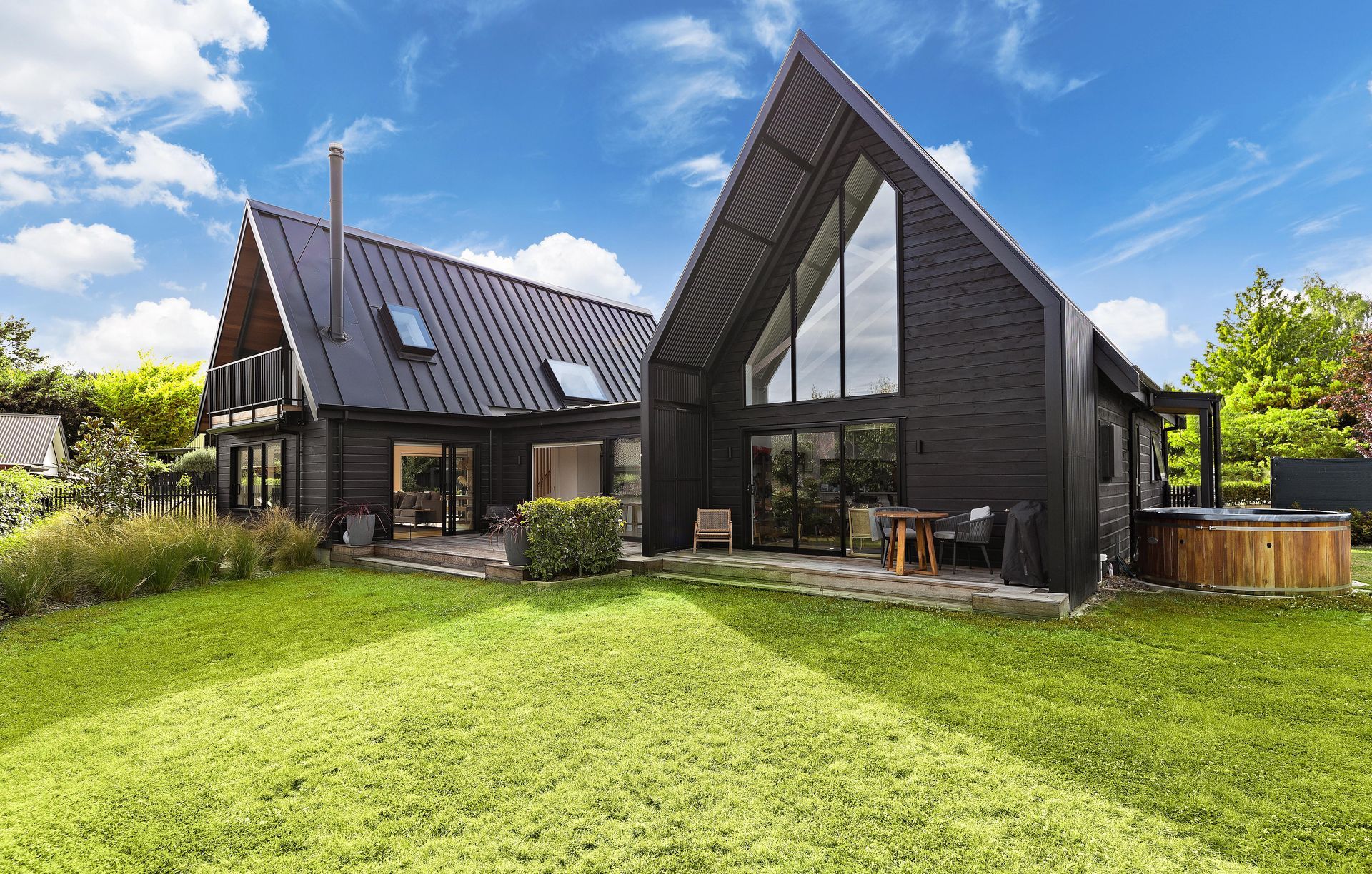 A E Giles Builders