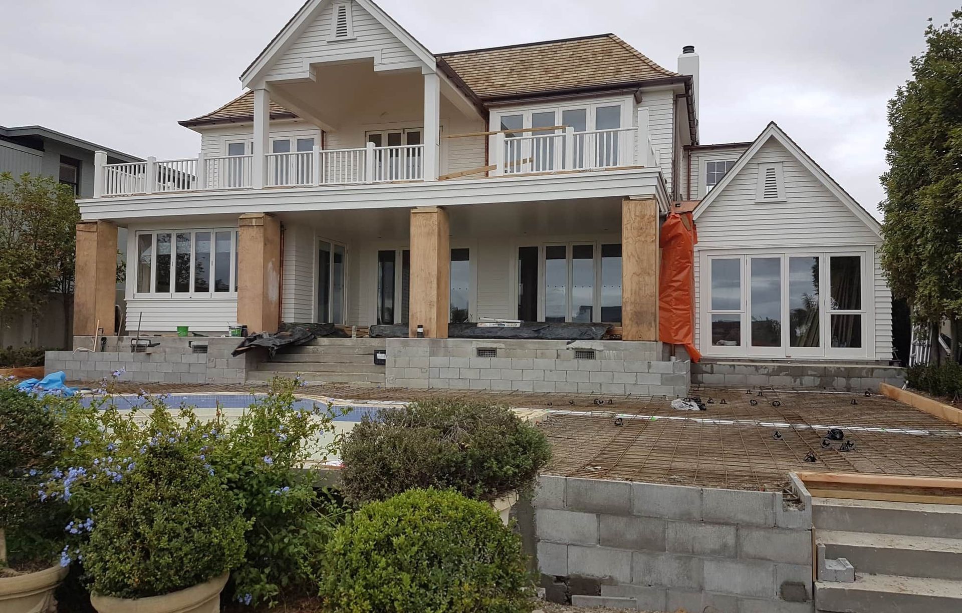 INDEPENDENT BUILDING CONTRACTORS