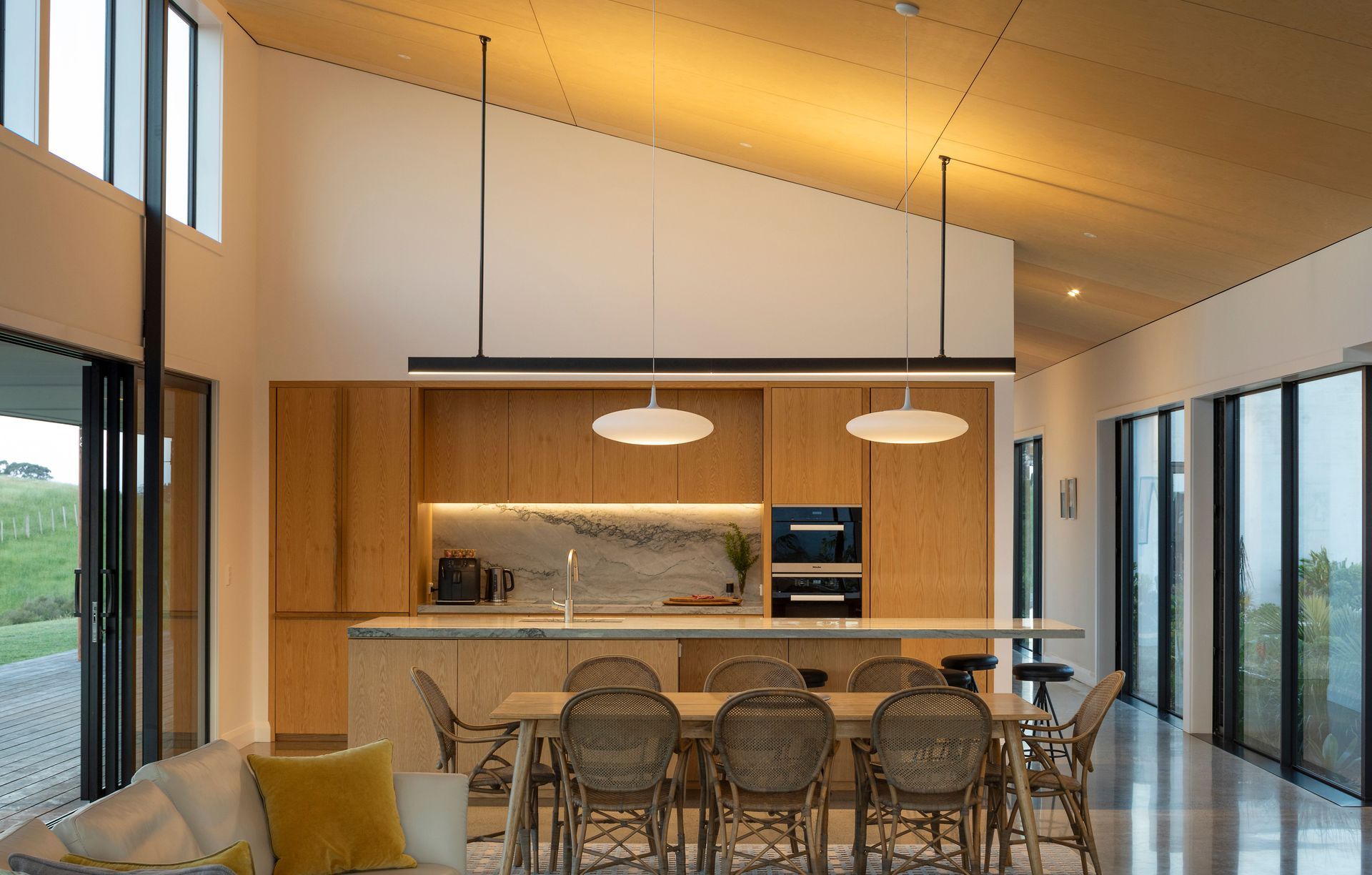 Fluid Interiors