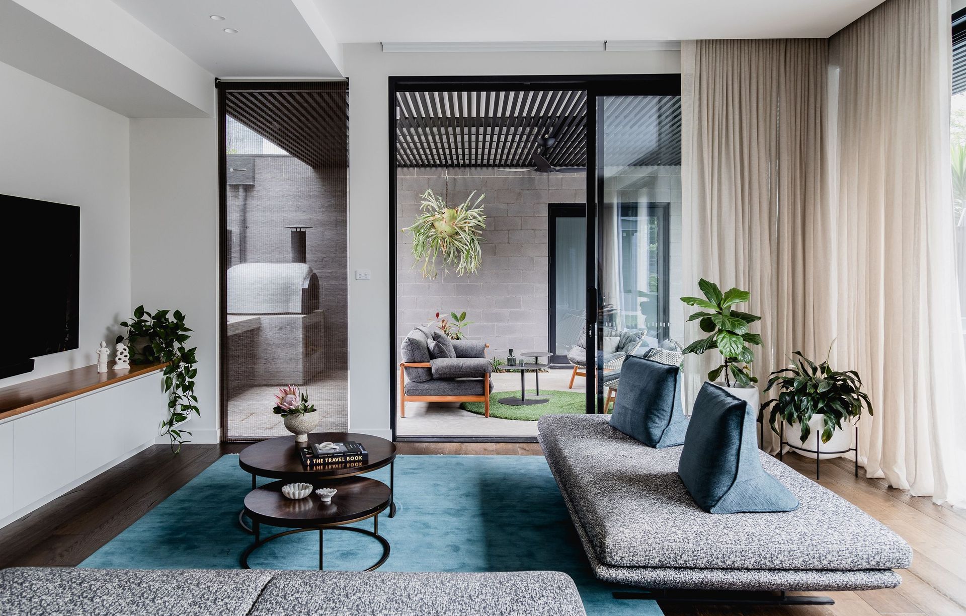 White Pebble Interiors