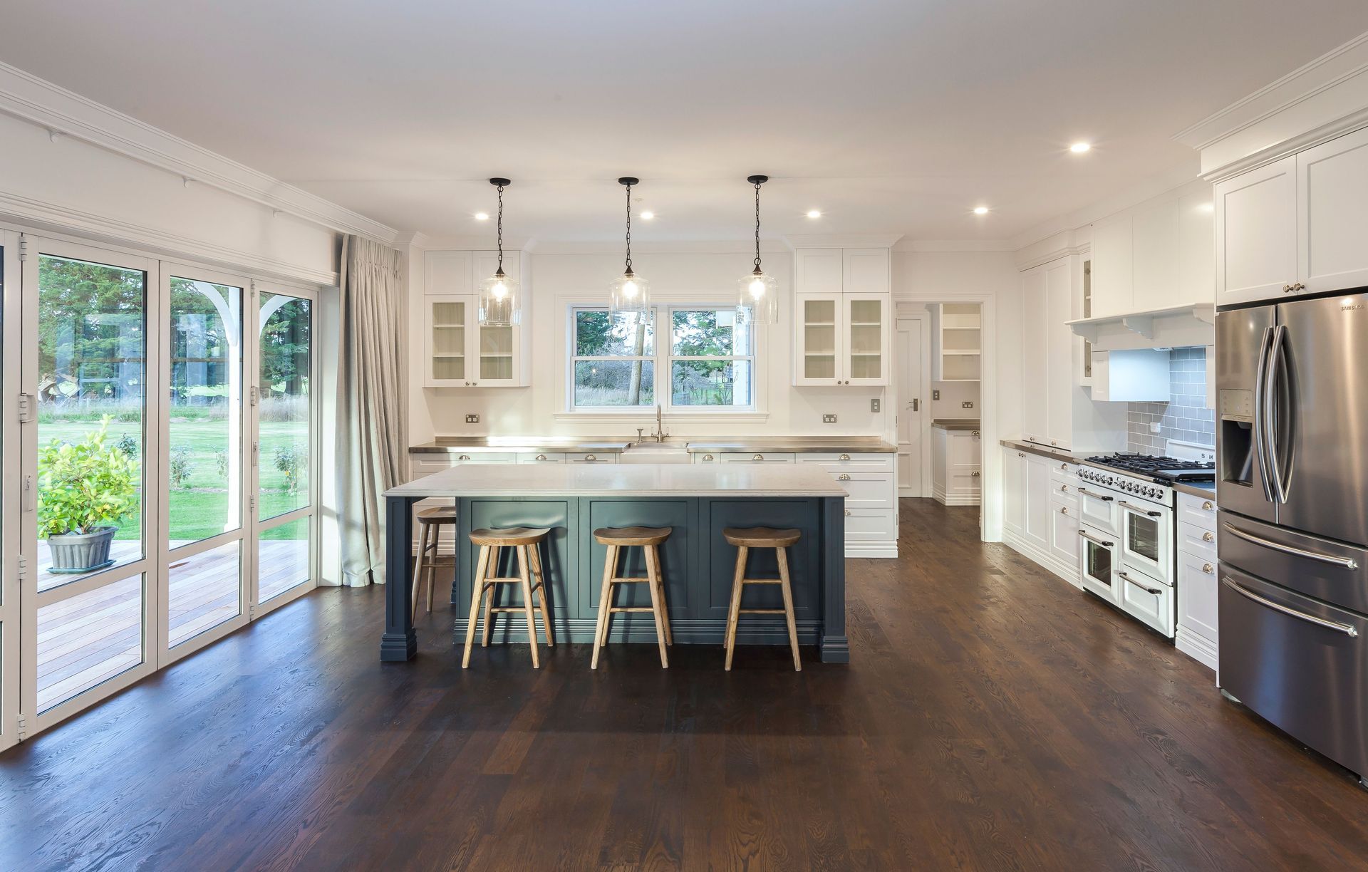 Euro Master Painting Services