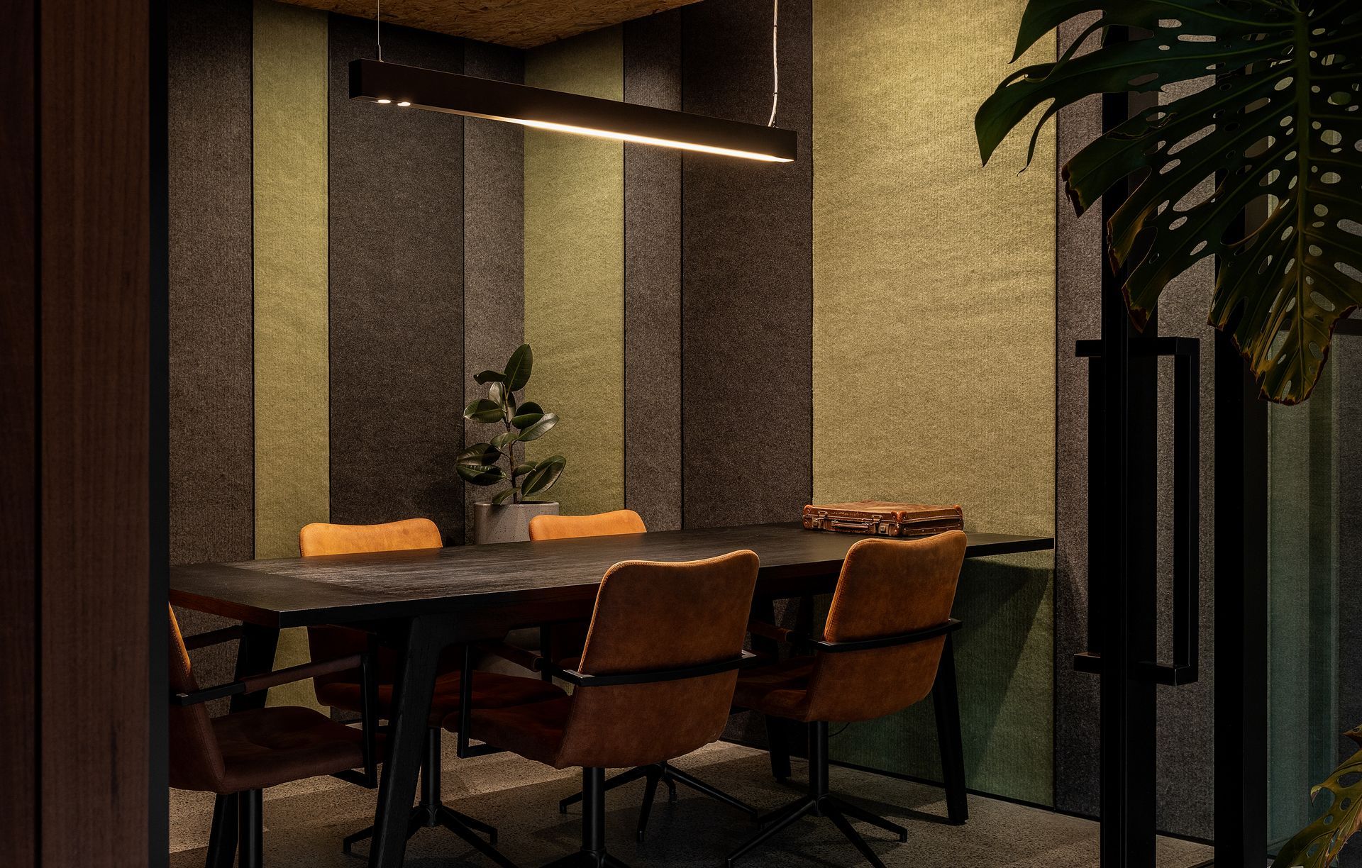 T&R Interior Systems