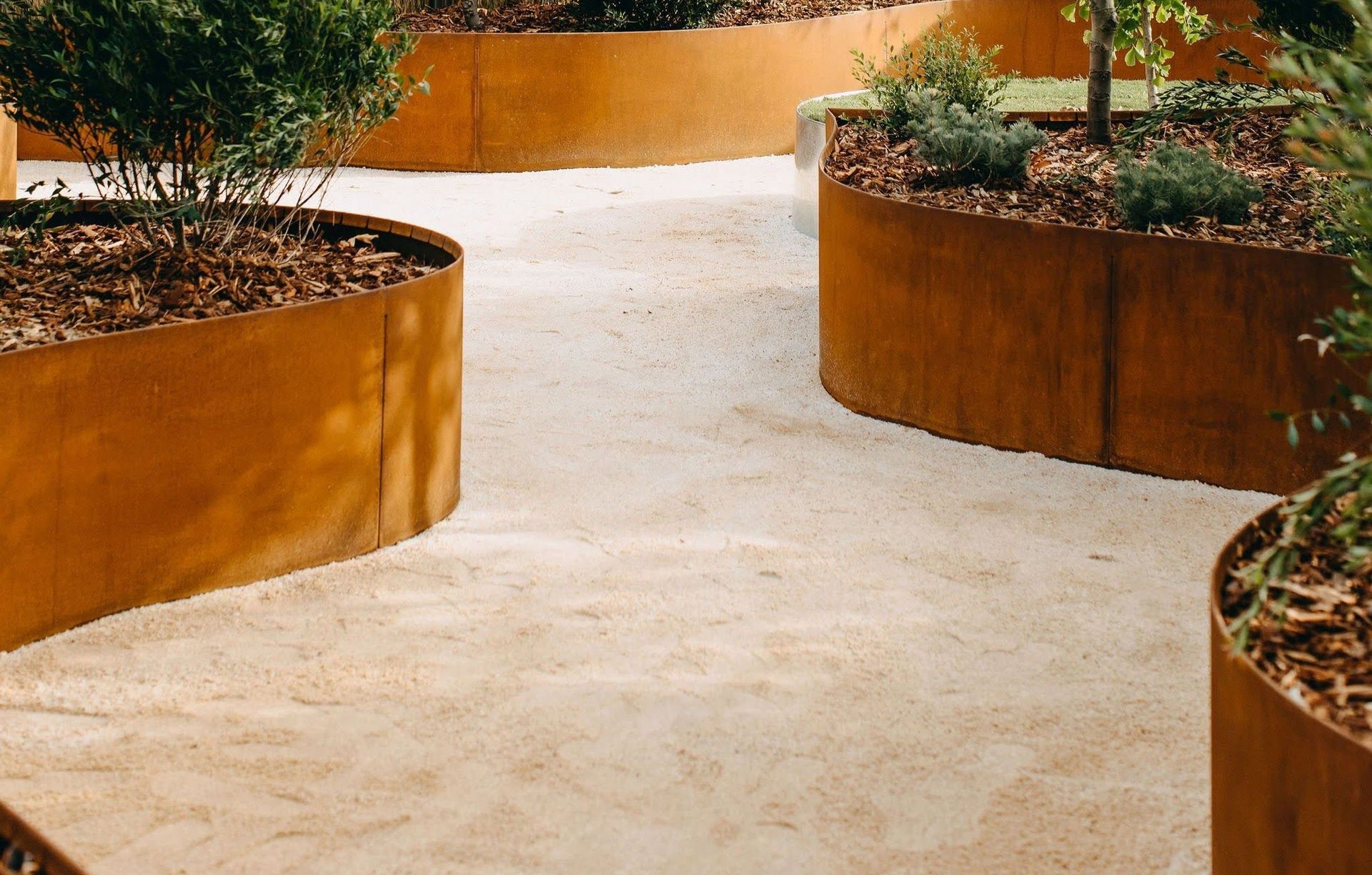 Straightcurve Garden Edging