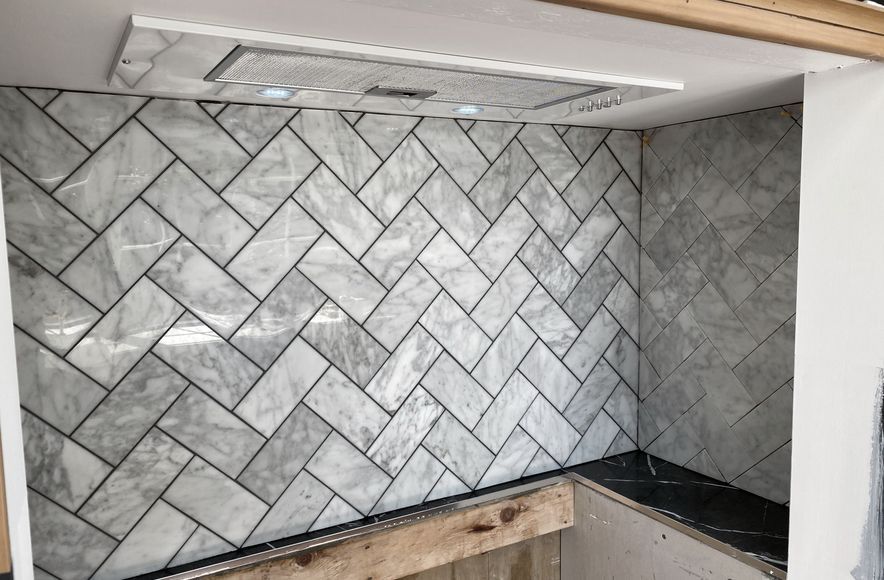 Kitchens, Laundries & Floor Tiling