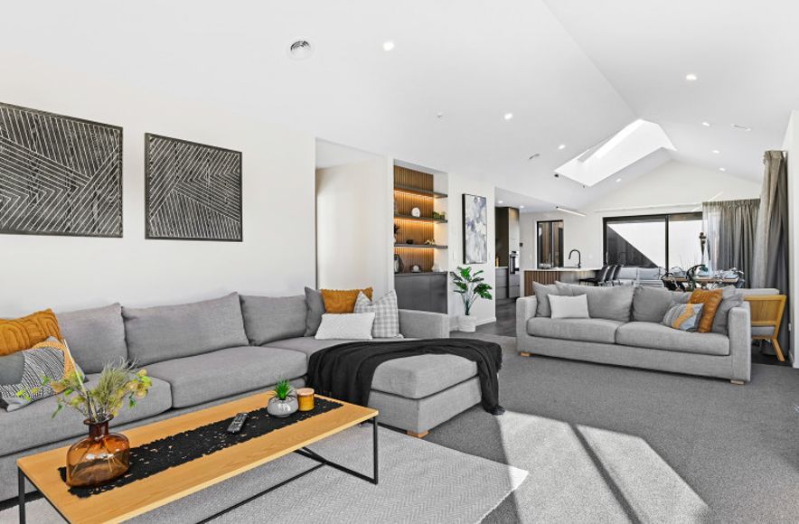 Jennian Showhome