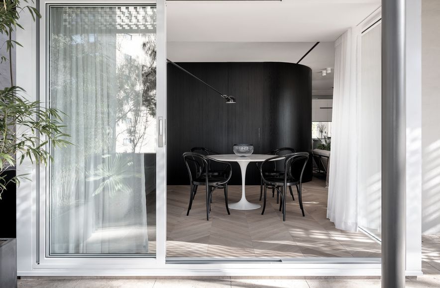 Crescent Apartment