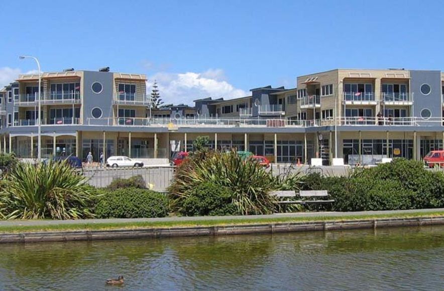 Pier Apartments