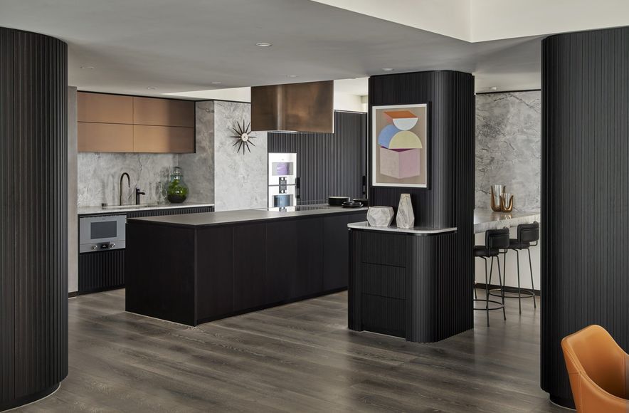 Beach Street Apartment