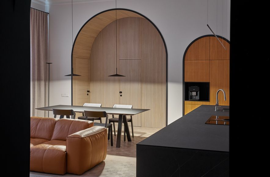 Picturesque Hills Apartment