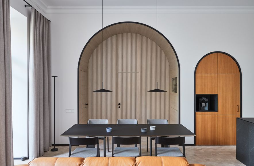 Picturesque Hills Apartment