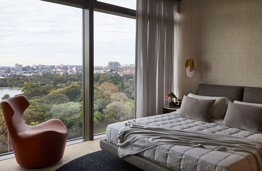The Crown - Opera Residences