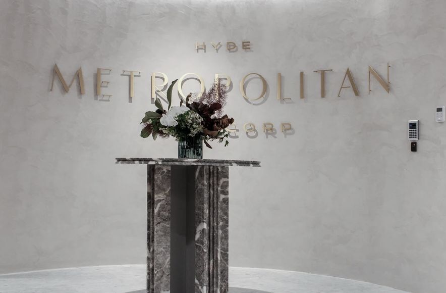 Metropolitan Apartments Display