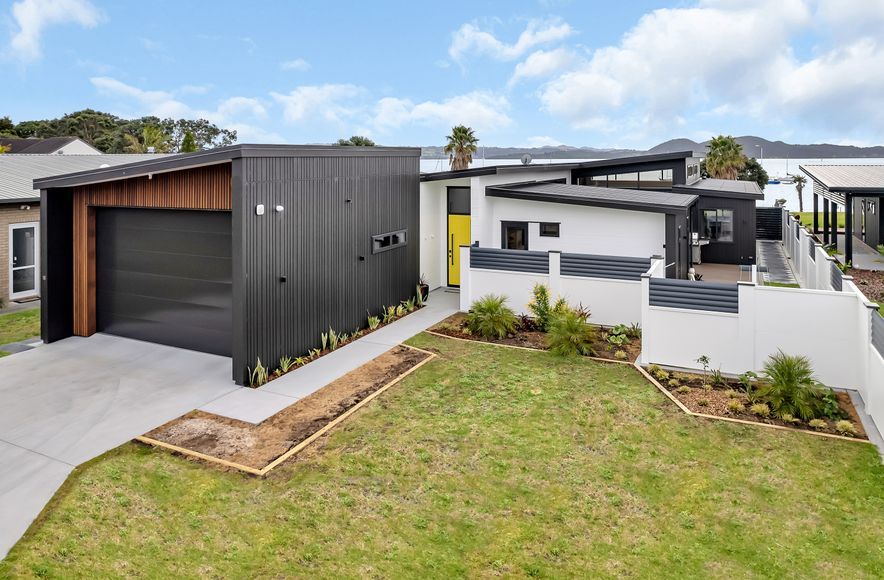 One Tree Point- Northland- Waterfront / Luxury / Beach House / Outdoor Living / New Build  by Cogan Custom Homes