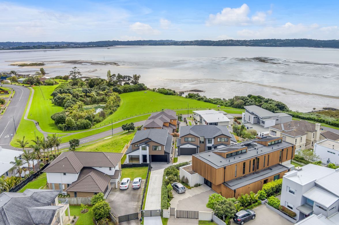 Te Atatu Peninsula Sea View Houses