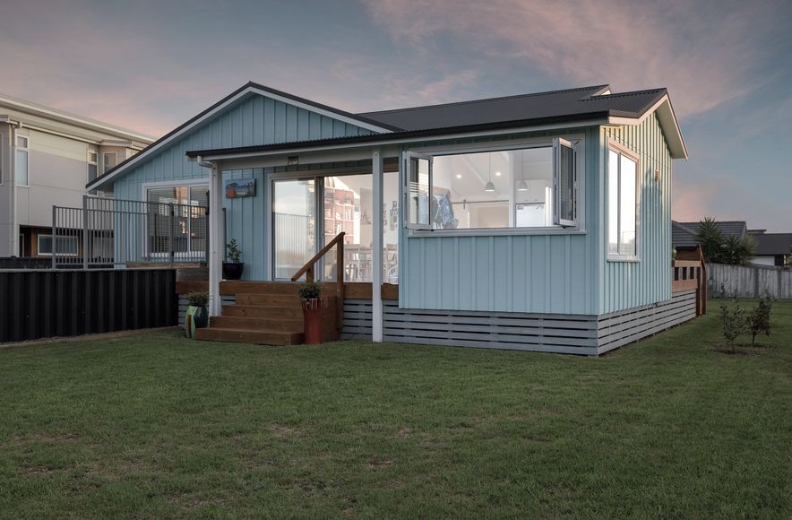 Tiny house living at the beach