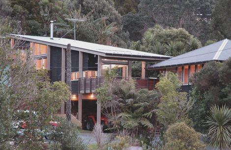 Buckletons Beach House