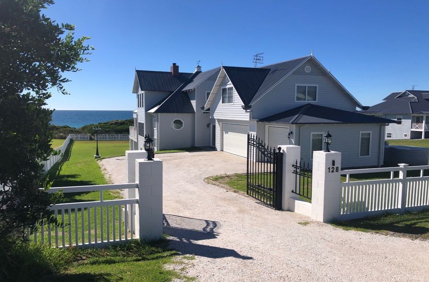 128 Bellbuoy Beach - New Build