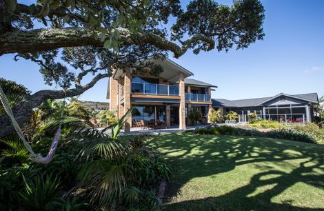 One Tree Point- Northland- Waterfront / Luxury / Beach House / Outdoor Living / New Build  by Cogan Custom Homes