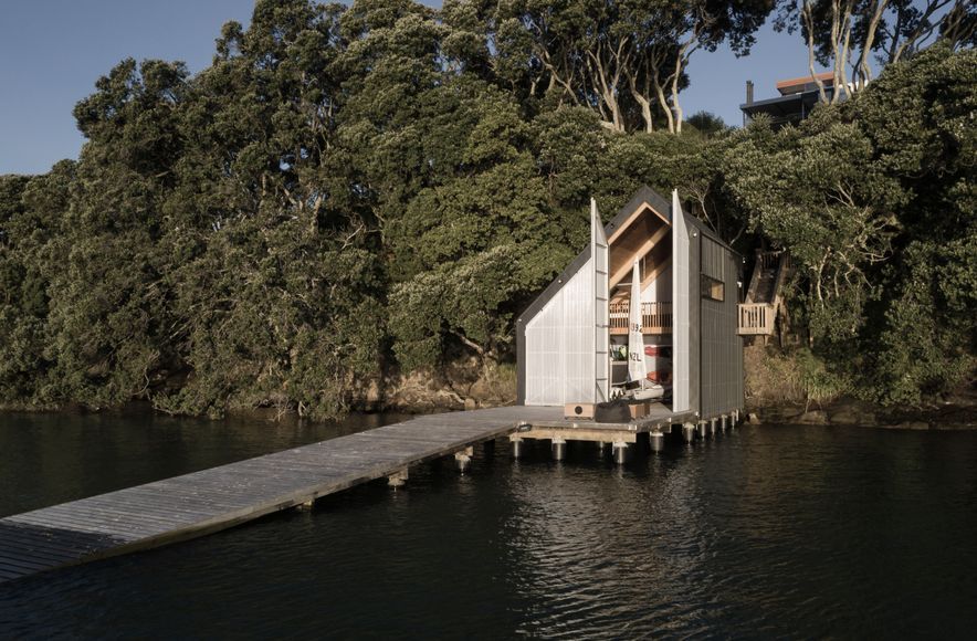 Boathouse 01