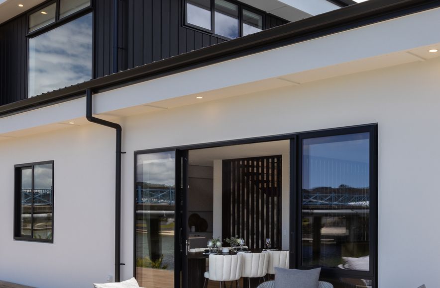 Waterfront Luxury in Whitianga