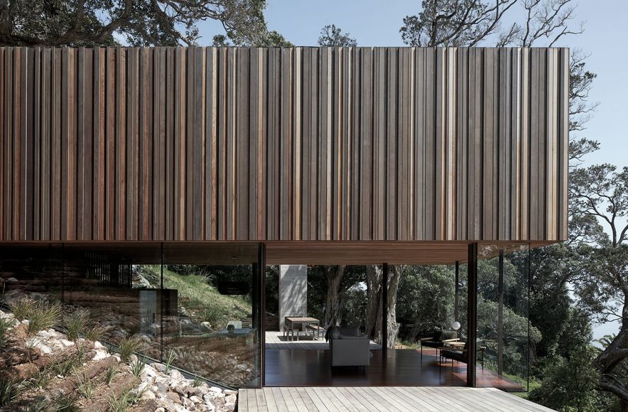 Mawhitipana House