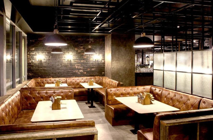 Uptown Gastropub