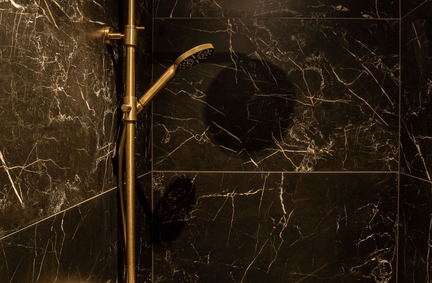Brass Beauty Bathroom | Michelle Gillbanks