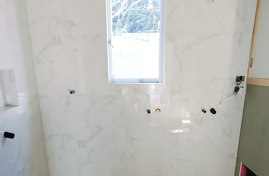 Damng Good Tiling - Bathroom