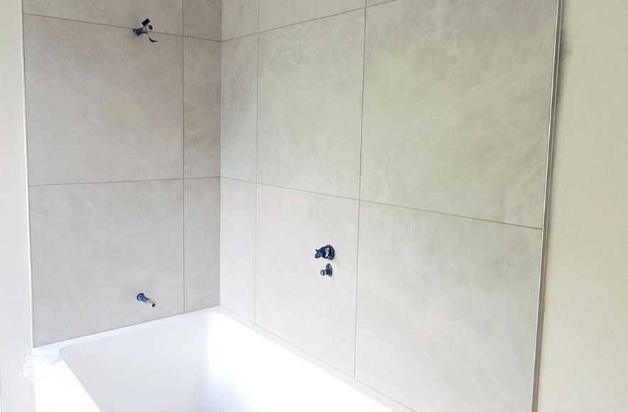 Bathtub Wall