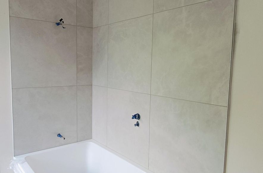 Bathtub Wall