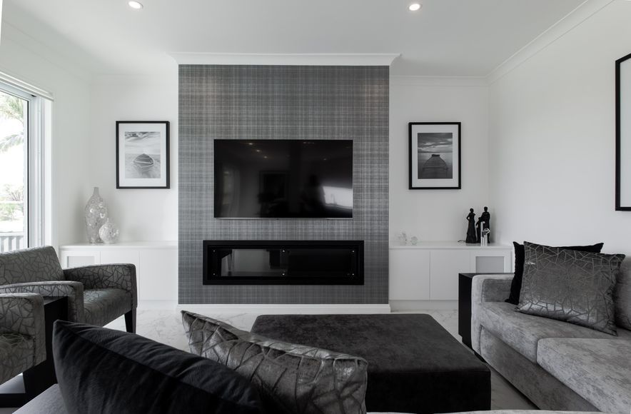 Monochrome House