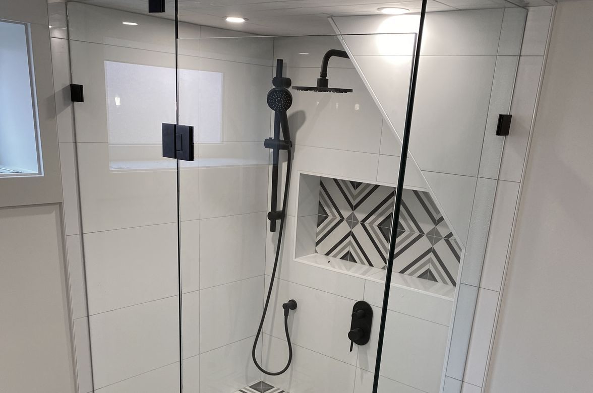 Frameless Glass Showers