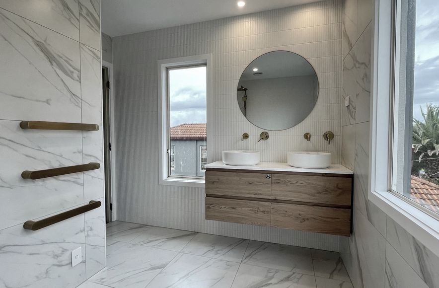 Mount Taylor Bathroom