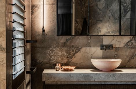 Duo vanity in Prime Art Veneer