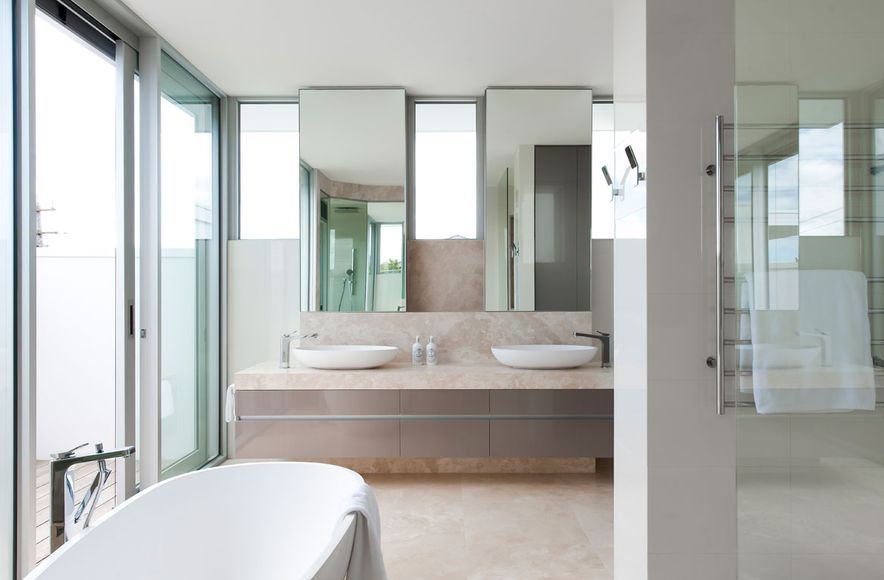 Caulfield Residence