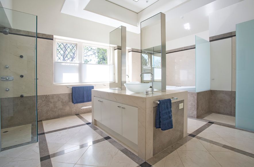 Studley Park Bathroom