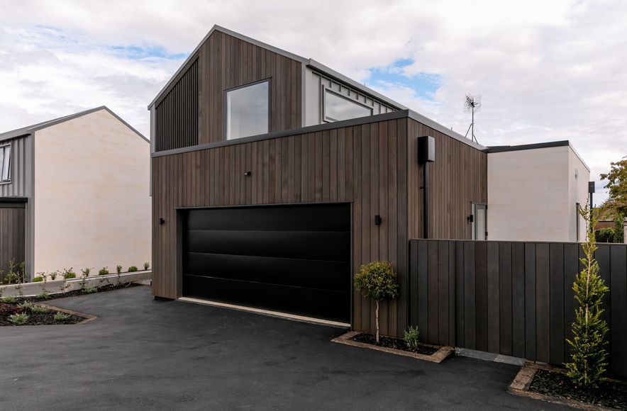 Hamilton Lakes Townhouse