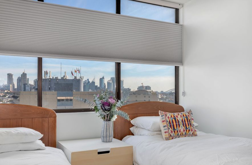 Edgecliff