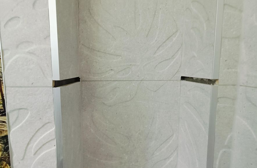 Damn Good Tiling - Feature Wall