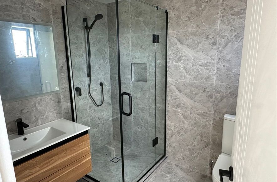 Damn Good Tiling - full tiled bathroom