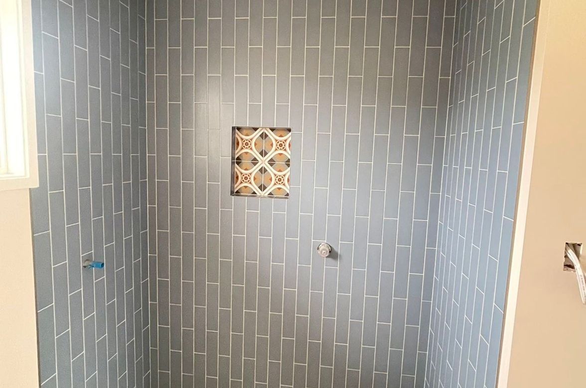 Damn Good Tiling - Shower Tiling