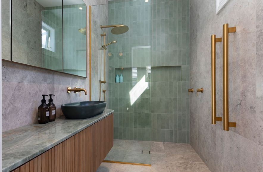 Sussex St : Ensuite