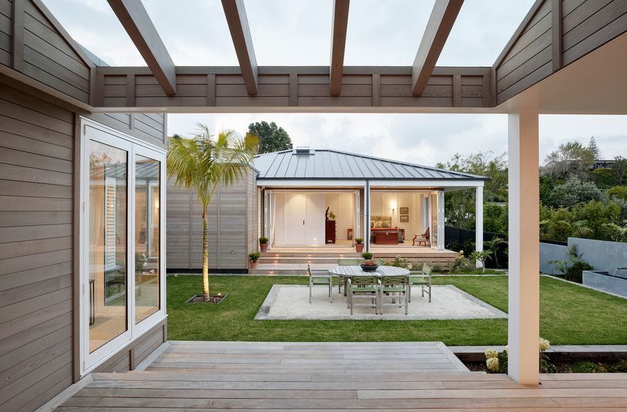 Contemporary Waterfront Sanctuary, Tauranga
