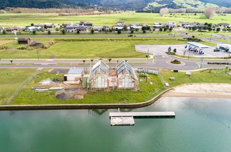 Dockside - Whitianga Waterways