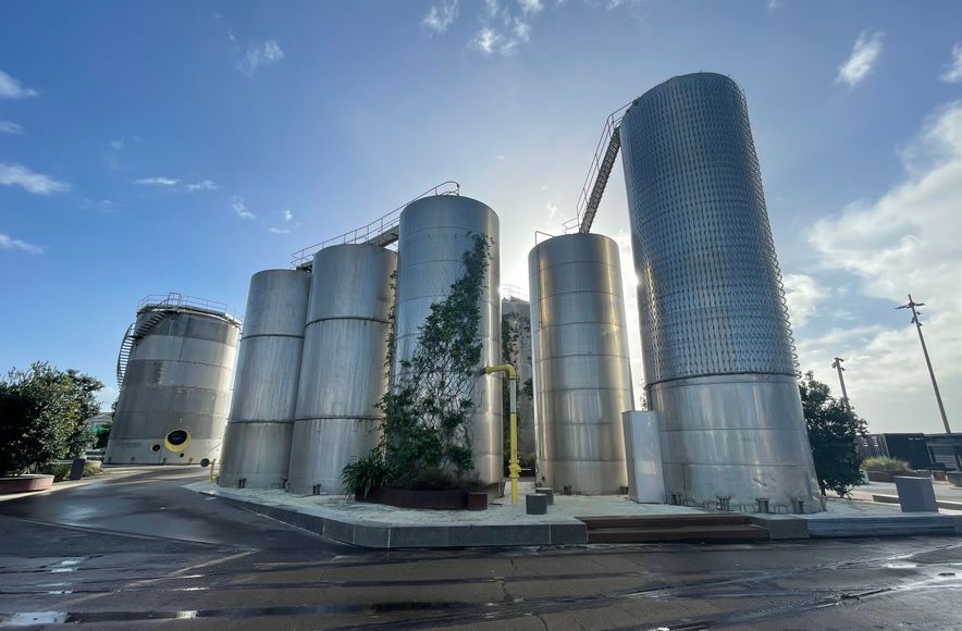 Silo Park Tanks - Green Facade